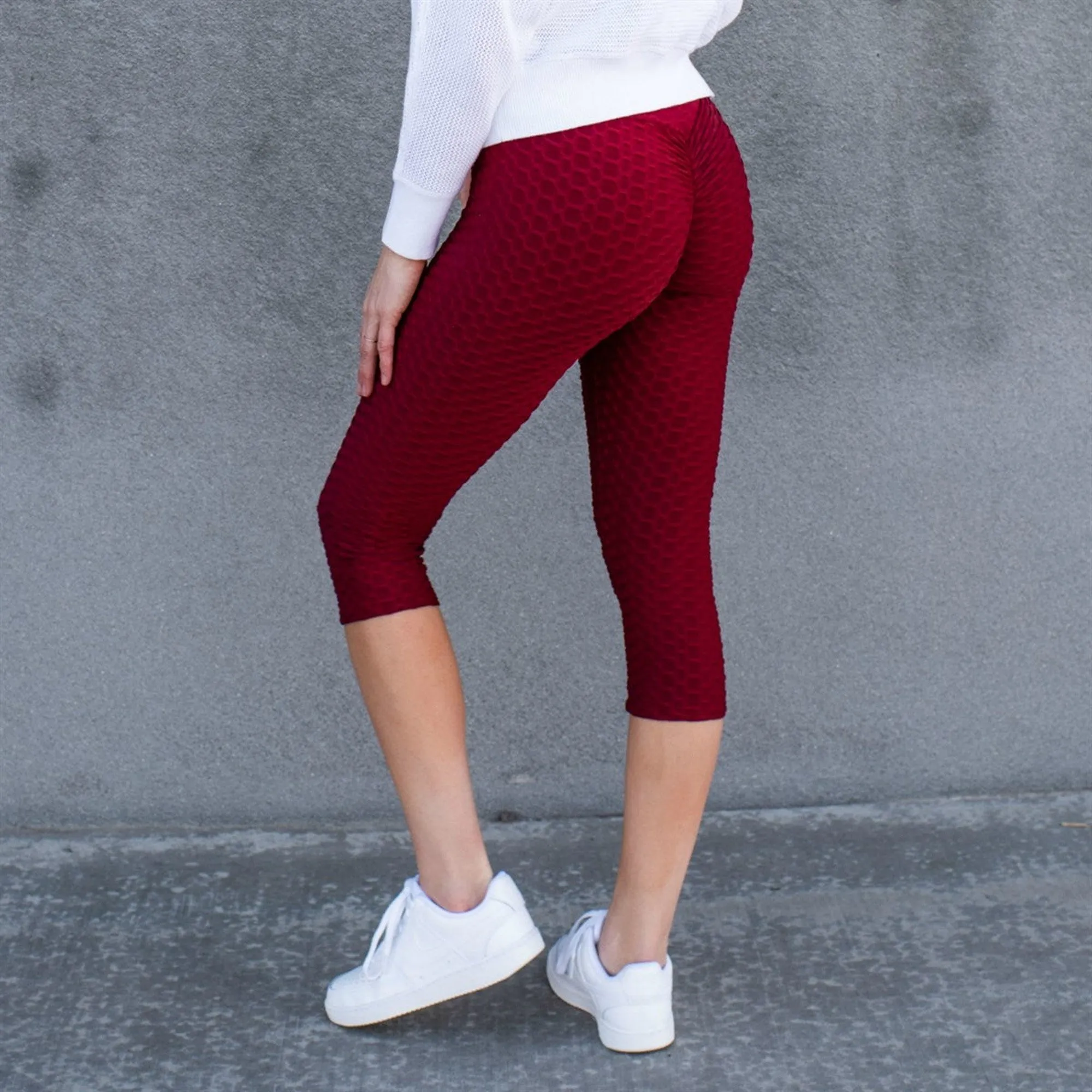 Cellulite Hiding Capri Leggings | New Mix
