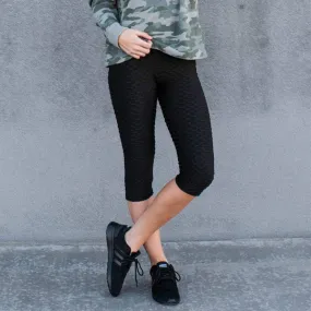 Cellulite Hiding Capri Leggings | New Mix