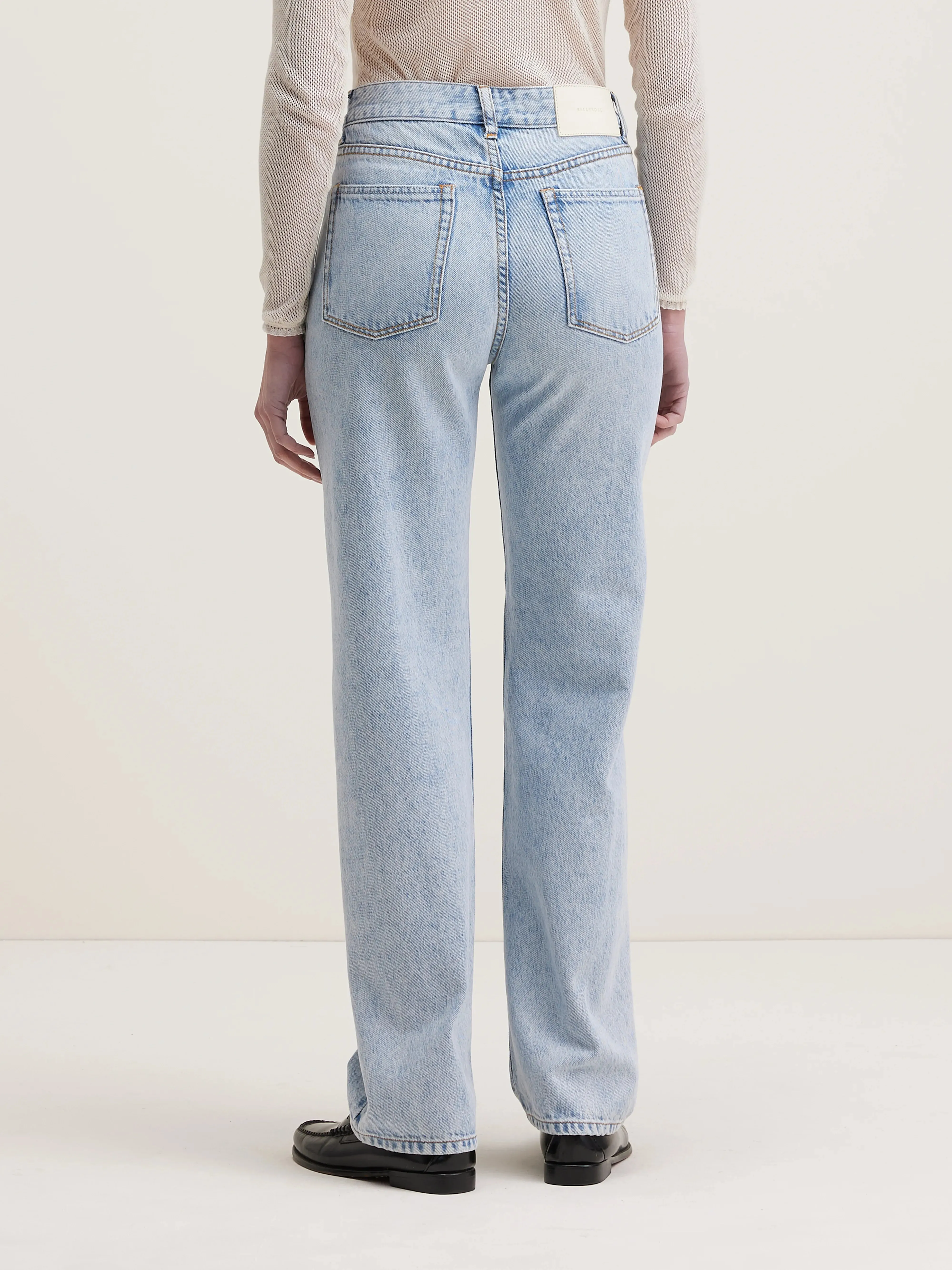 Denim N. 32 straight jeans (242 / W / USED LT BLUE)