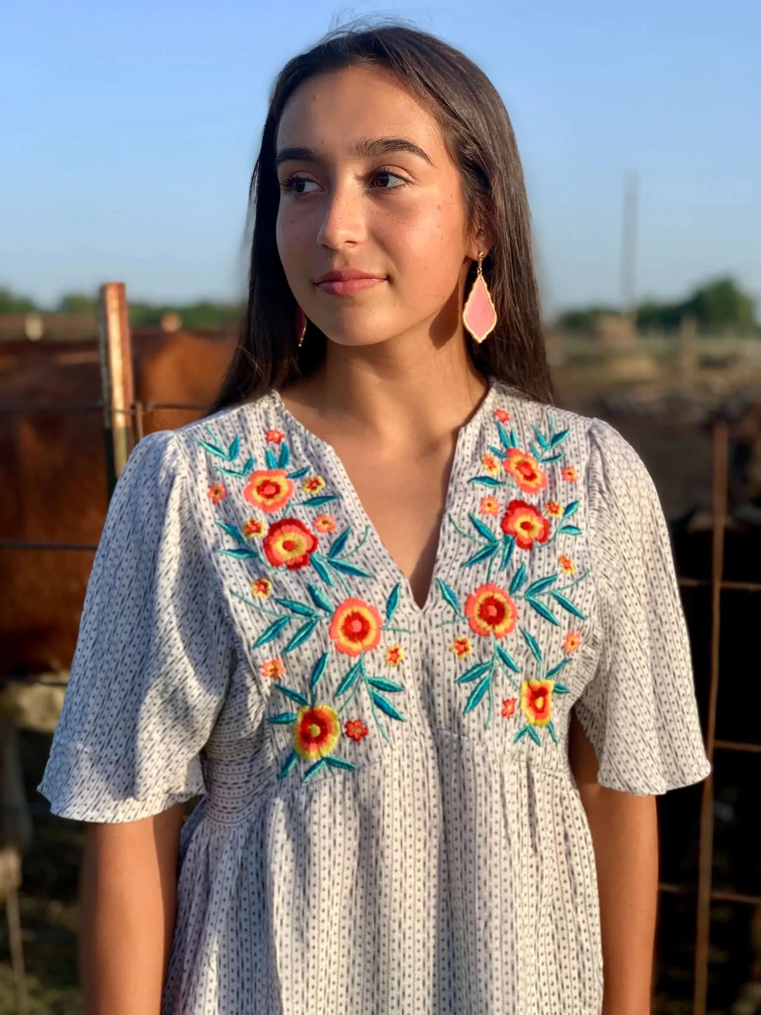 Floral Embroidery Blouse