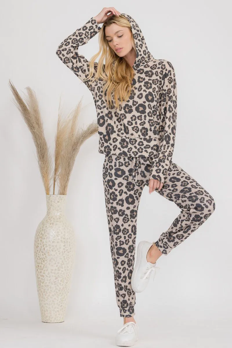 Relaxed Leopard Print Long Sleeve Hoodie