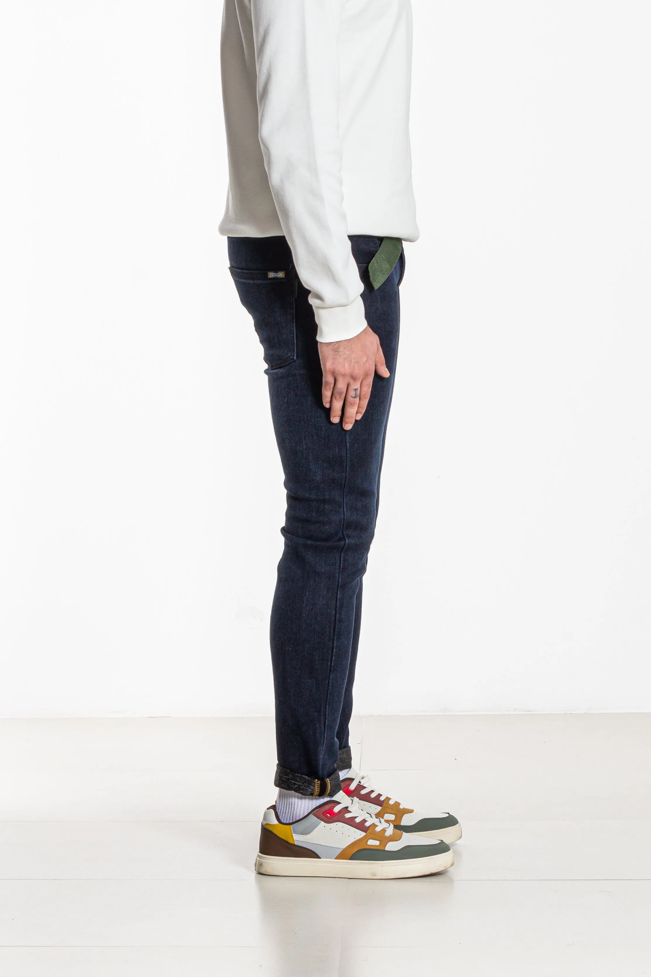 SLIM FIT SOFT JEANS